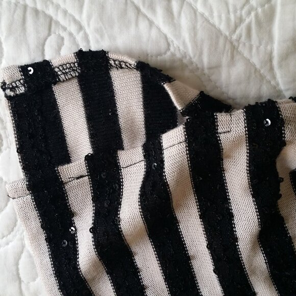 ONLY brand striped sweater Size XS-NWOT - Picture 6 of 10